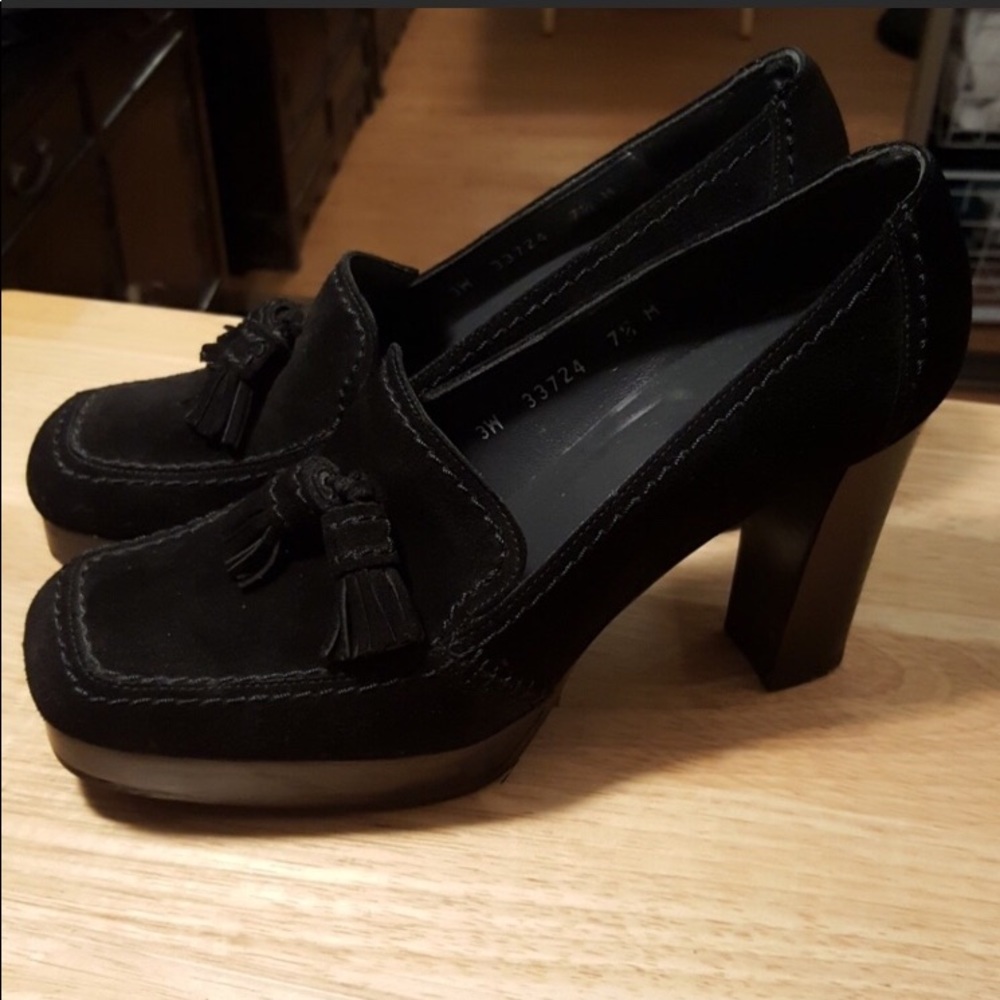 stuart weitzman black suede platform pump 7.5,